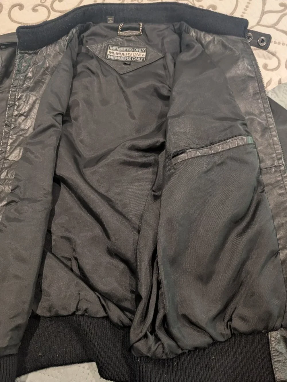 Members Only Vintage 80s Black Leather Bomber Moto Jacket Sz 44 Large Mens